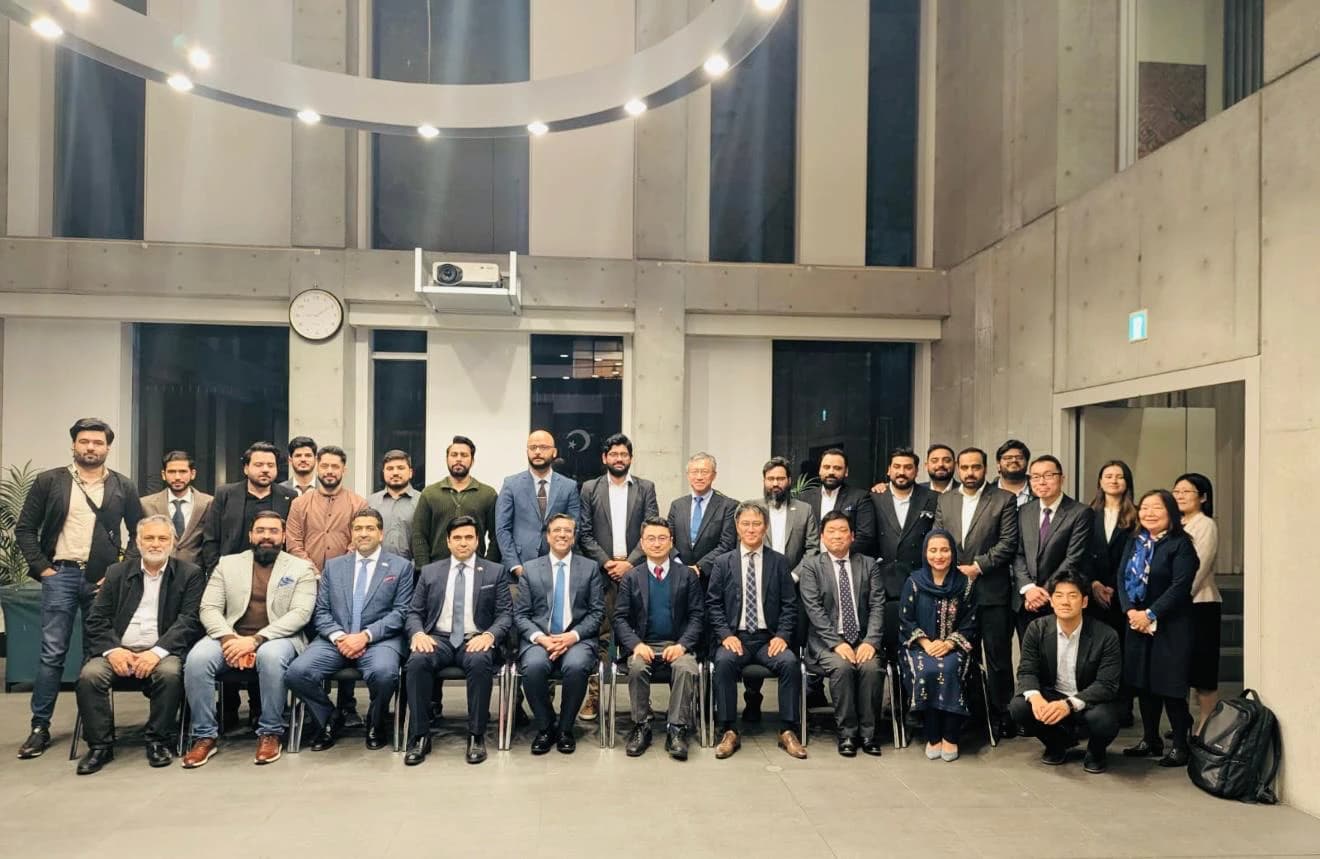 The Pakistani delegation at the Embassy of Pakistan in Tokyo